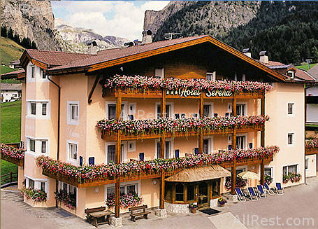 Hotel Serena 